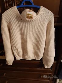 maglione fatto ad uncinetto con lana di alpaca