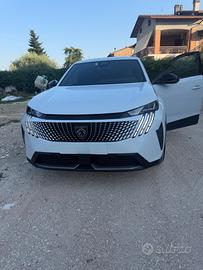 Peugeot 3008 elettrica