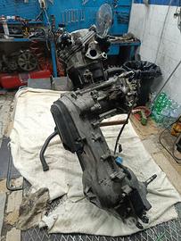 motore Beverly 300. 
