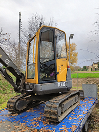 Volvo ECR38