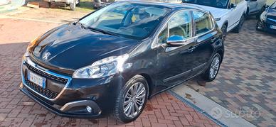 Peugeot 208 BlueHDi 100 S&S 5 porte Allure