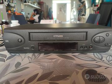 Videoregistratore VHS vintage Hitachi 