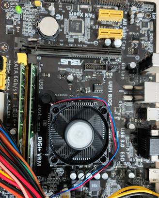 Bundle Scheda Madre CPU Dissipatore Ram