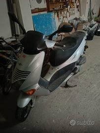 Aprilia Leonardo 125