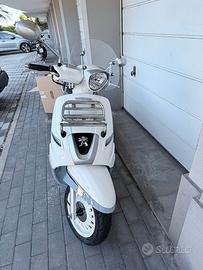 Peugeot django 150 km 5135