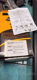 barre portapacchi con attacco per Ford e Mazda 