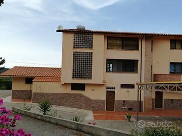 Villa con terreno 