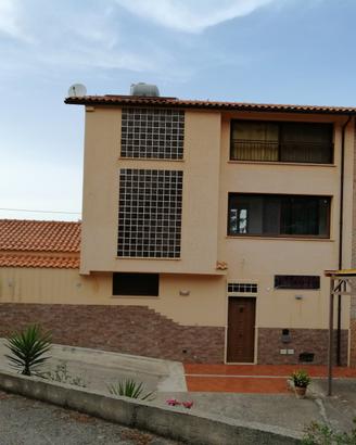 Villa con terreno 