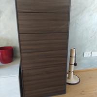  cassettiera e due comodini 