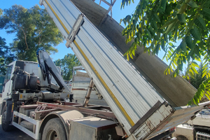 Autocarro Iveco 120 tektor versione K