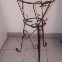 portavasi ferro battuto