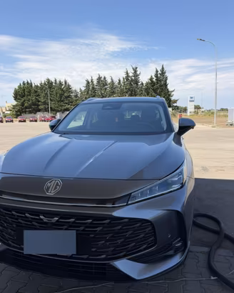 MG HS Luxury 1.5 170cv GPL – 02/25 - IVA ESPOSTA
