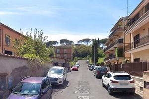 Labaro monolocale arredato