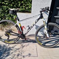 scott scale 920 carbon taglia L 29 pollici