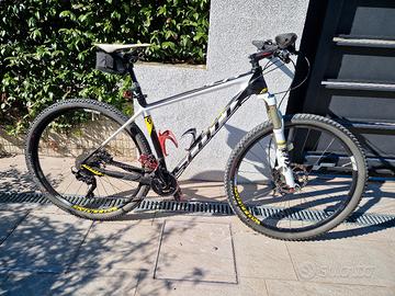 scott scale 920 carbon taglia L 29 pollici