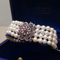 Bracciale di perle giapponesi in oro 18KT e rubini