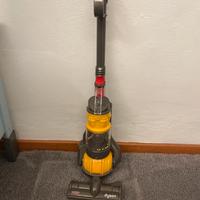 Aspirapolvere giocattolo