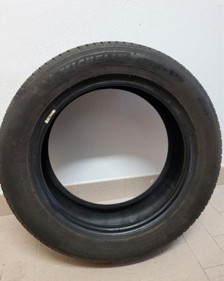Pneumatico Michelin 205/55 R 16