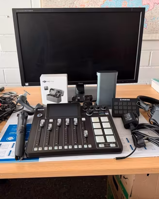 Kit creator completo - Rodecaster, OBSBOT, Elgato