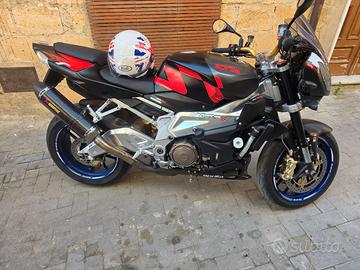 Aprilia v2 1000
