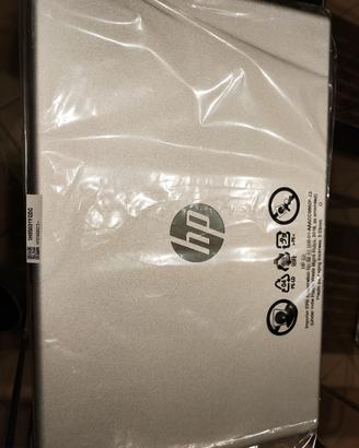 HP RYZEN 7 16GB RAM 512GB SSD