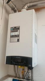 Caldaia a gas Ariston Genus One 