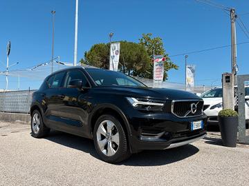 Volvo XC40 T3 Geartronic Momentum