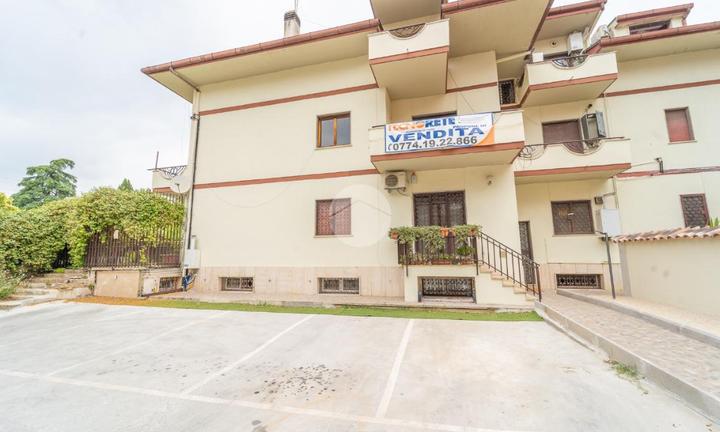 2 LOCALI A GUIDONIA MONTECELIO