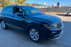 Volkswagen Tiguan 2.0 TDI 150 CV SCR DSG FULL - 20