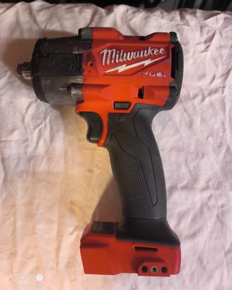 Avvitatore ad impatto Milwaukee Fuel FMTIW2F12 M18