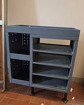 Struttura per allestimento furgone
