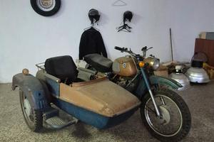 Moto d'epoca Sovietica IZH Jupiter 3  Sidecar 1972
