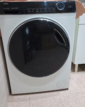 Lavatrice haier 12kg tenuta benissimo anno 2021