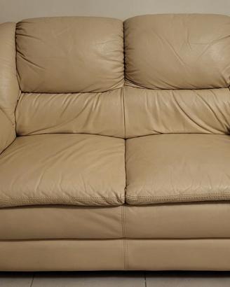 divano biposto in ecopelle