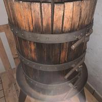 Torchio manuale per uva