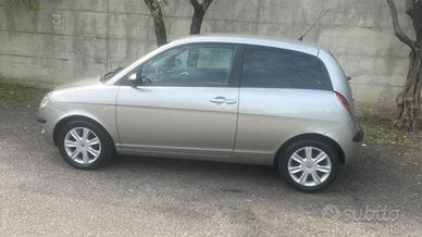 Lancia Ypsilon 1.2 Argento