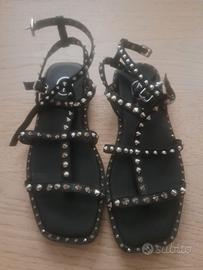 Sandalo in pelle e borchie ASH n 38 
