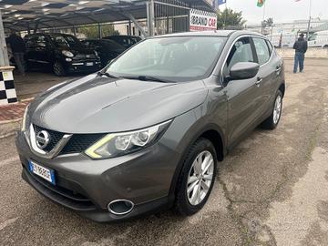 Nissan Qashqai 1.6 dCi Tekna Unipro 2015