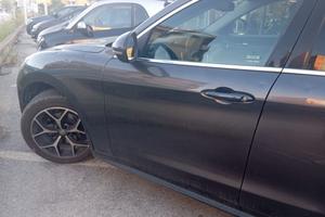 Stelvio 2,2 D Motore Nuovo