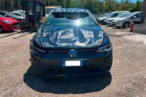 Volkswagen Golf GTI 2.0 TSI 245CV DSG SINISTRATA