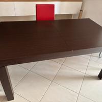 Tavolo soggiorno allungabile