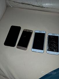 4 smartphone Samsung Galaxy per ricambi 