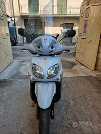 Yamaha Xenter 125