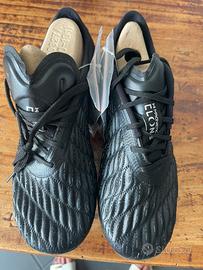 Scarpe calcio campo erba