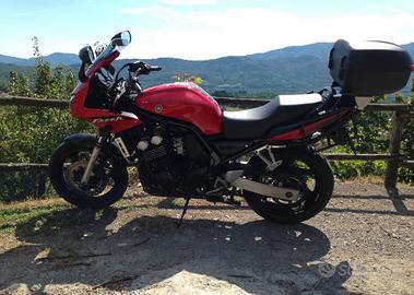 moto Yamaha Fazer