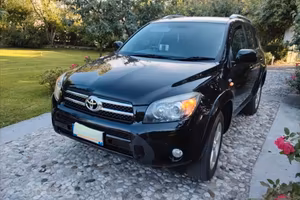 Toyota RAV4 2.2 D-4D 177 CV Luxury