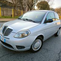 Lancia Ypsilon 1.2 69 CV Platinum