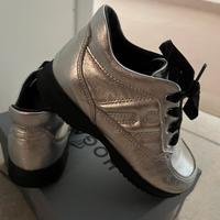 Scarpe bimba, marca HOGAN, argentata