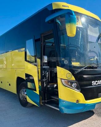 Autobus turistico Scania Touring HD