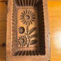 Burriera antica artigianale legno intagliata